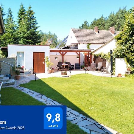 Ferienwohnung Am Waldesrand - Garten, Terrasse, Grill, Luftkuehler, Massagesessel, Kinderspielecke, Spielekonsole كوتبوس المظهر الخارجي الصورة