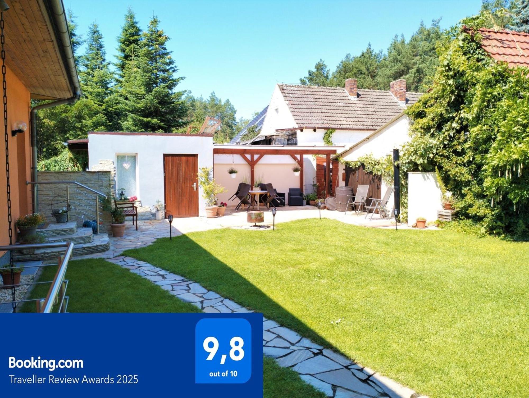 Ferienwohnung Am Waldesrand - Garten, Terrasse, Grill, Luftkuehler, Massagesessel, Kinderspielecke, Spielekonsole كوتبوس المظهر الخارجي الصورة